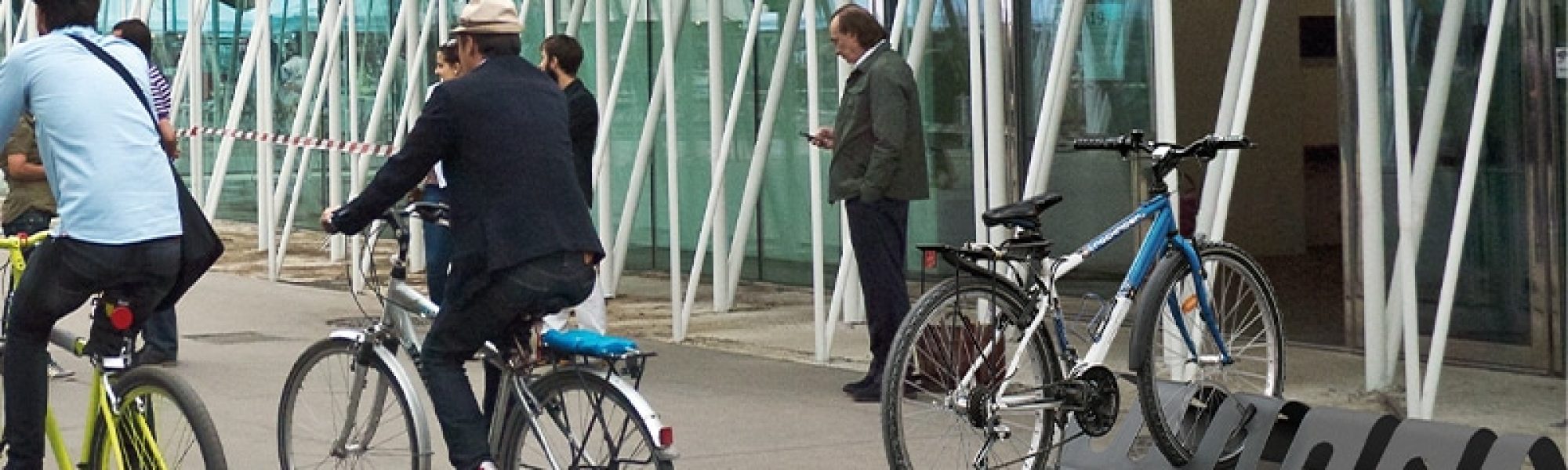 aulapro pyörätelineet monipuoliseen käyttöön